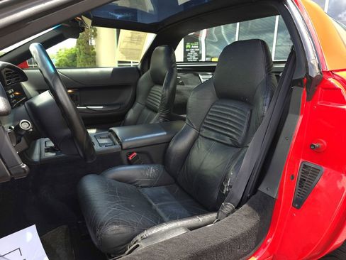 Used 1996 Chevrolet Corvette Coupe RWD image 11