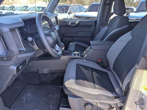 New 2025 Ford Bronco 4-Door image 20