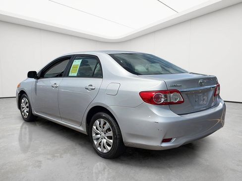 Used 2012 Toyota Corolla LE FWD image 6