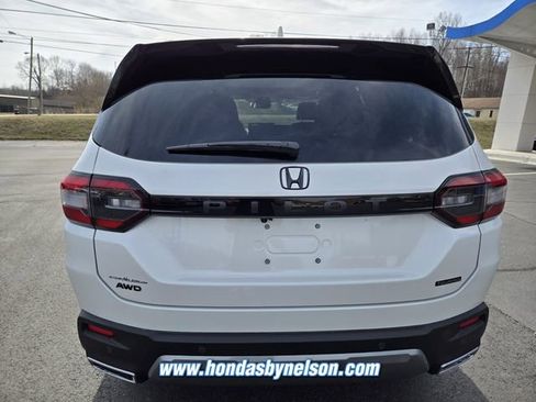 New 2026 Honda Pilot Touring image 5