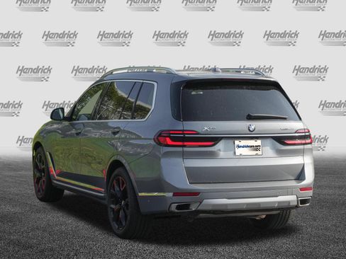 Used 2025 BMW X7 xDrive40i w/ Premium Package AWD/4WD image 7