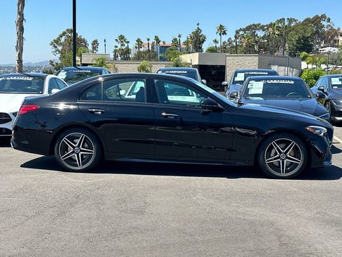 Used 2025 Mercedes-Benz C 300 4MATIC Sedan image 2