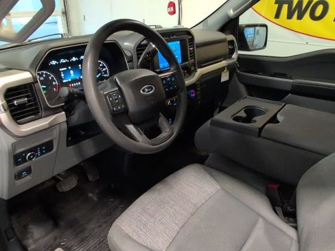 Used 2022 Ford F150 XLT image 13