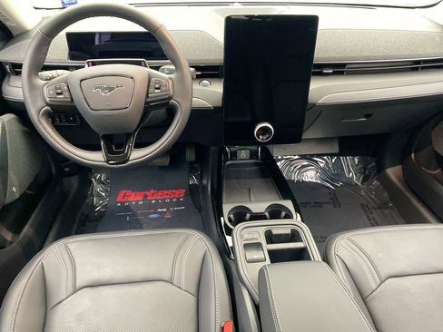 Used 2025 Ford Mustang Mach-E Premium AWD/4WD image 15
