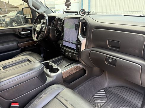 Used 2021 GMC Sierra 2500 Denali w/ Denali Ultimate Package AWD/4WD image 23