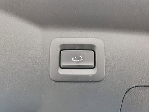 Used 2023 MAZDA CX-9 Touring image 37