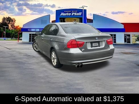Used 2010 BMW 328i xDrive Sedan AWD/4WD image 5