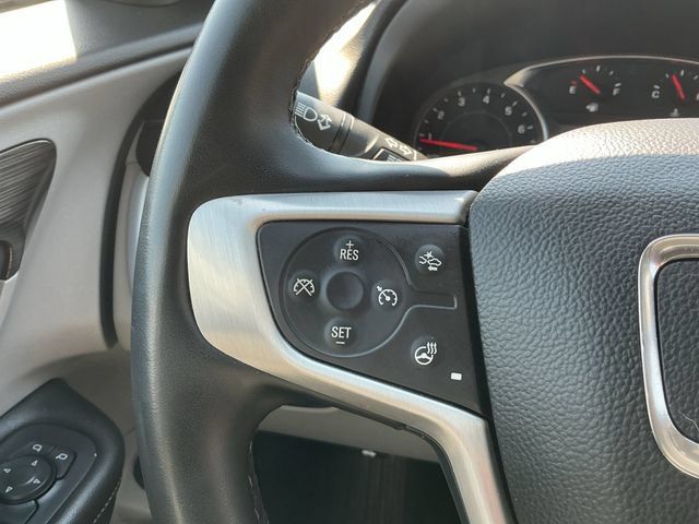 Used 2024 GMC Terrain SLT AWD/4WD image 20