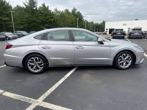 Certified 2023 Hyundai Sonata SEL w/ Convenience Package FWD image 7