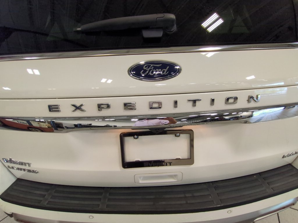 Used 2022 Ford Expedition Max Limited AWD/4WD image 31