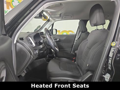 Certified 2018 Jeep Renegade Latitude w/ Cold Weather Group image 12