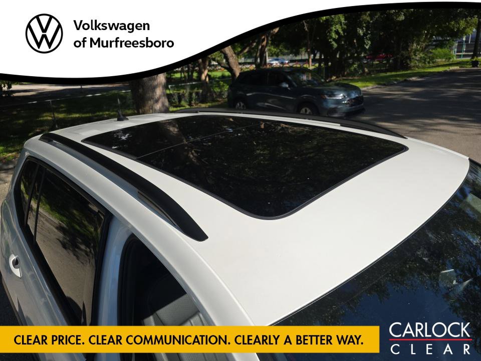 Used 2023 Volkswagen Tiguan SE R-Line FWD image 8