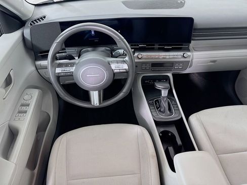 Certified 2025 Hyundai Kona SEL image 22