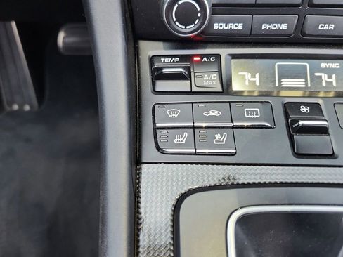 Used 2017 Porsche 911 Carrera 4S image 23