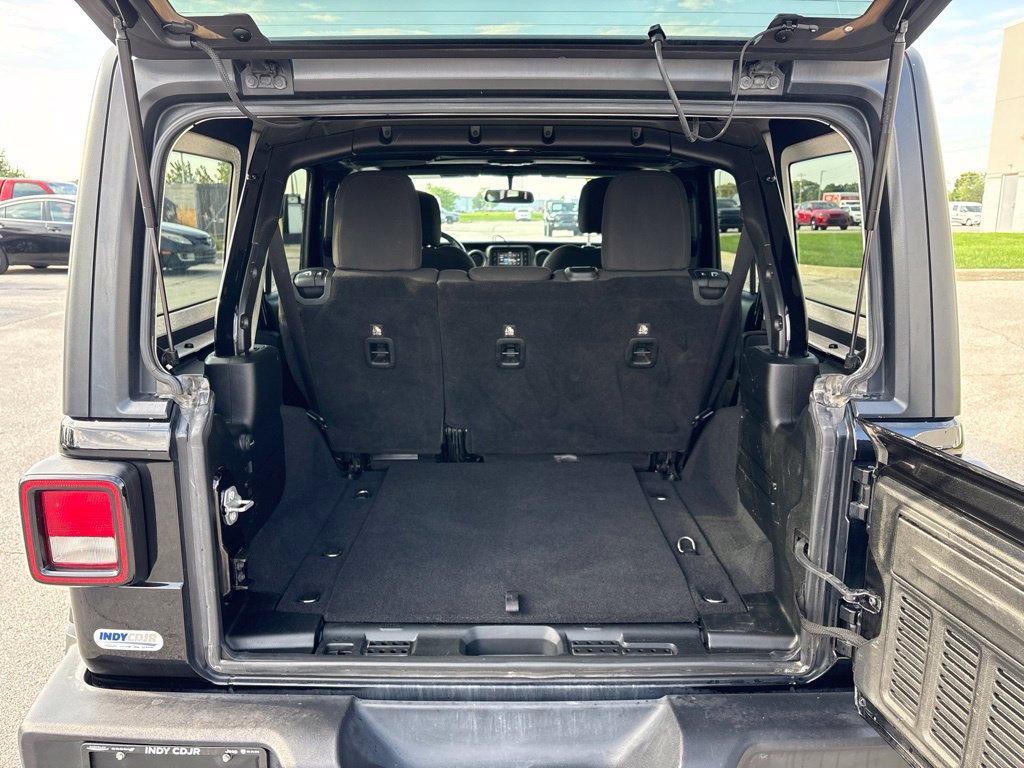 Used 2018 Jeep Wrangler Unlimited Sport S AWD/4WD image 21
