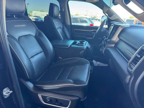 Used 2019 RAM 1500 Laramie AWD/4WD image 33