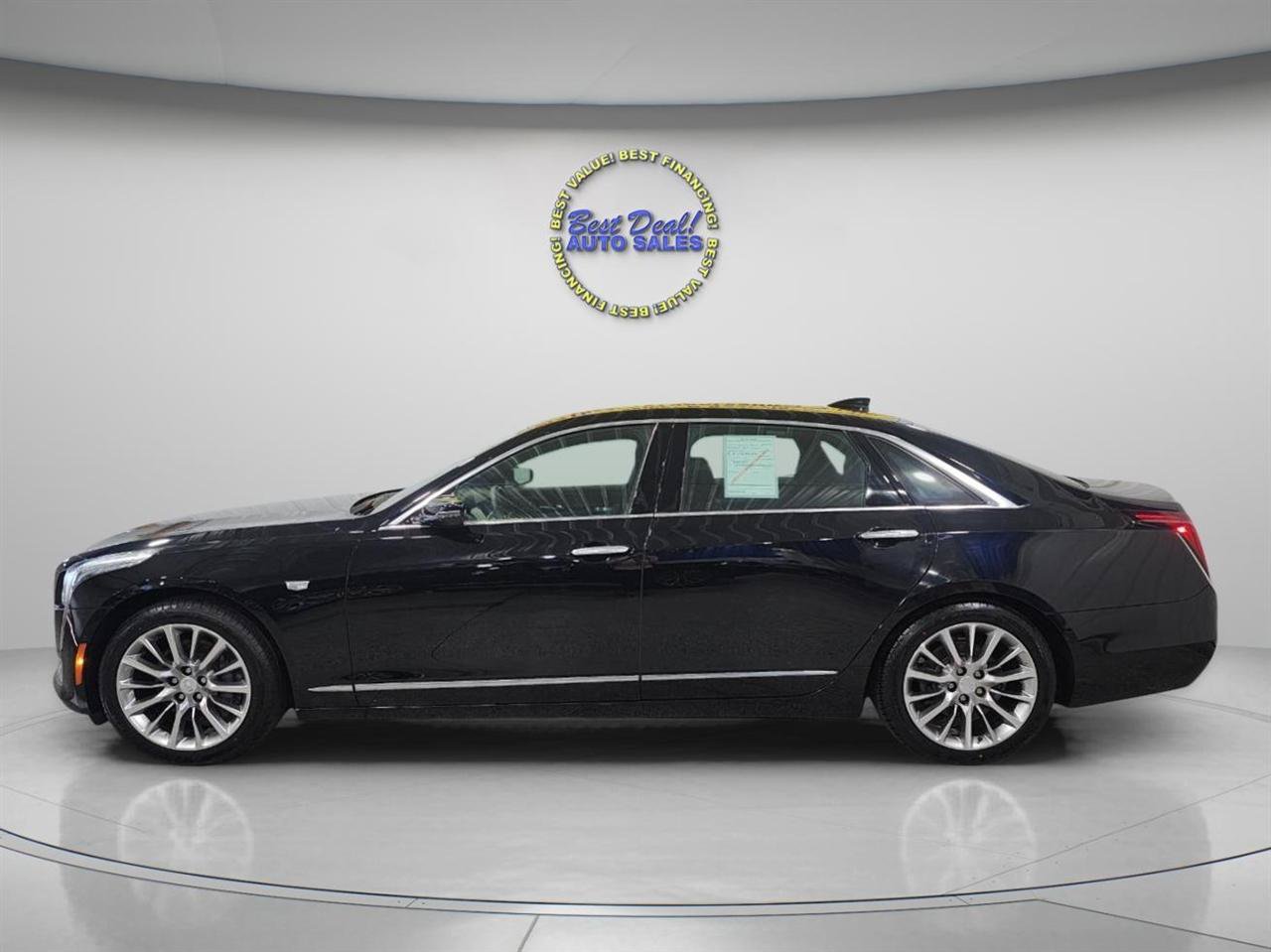 Used 2018 Cadillac CT6 Luxury AWD/4WD image 3