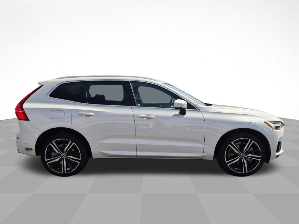 Used 2019 Volvo XC60 T8 R-Design w/ Advanced Package AWD/4WD image 4