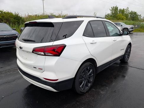 Used 2024 Chevrolet Equinox RS AWD/4WD image 10