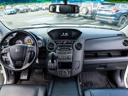 Used 2015 Honda Pilot Touring image 24