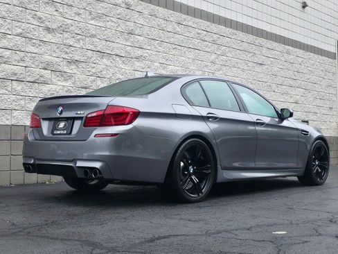 Used 2013 BMW M5 RWD image 3