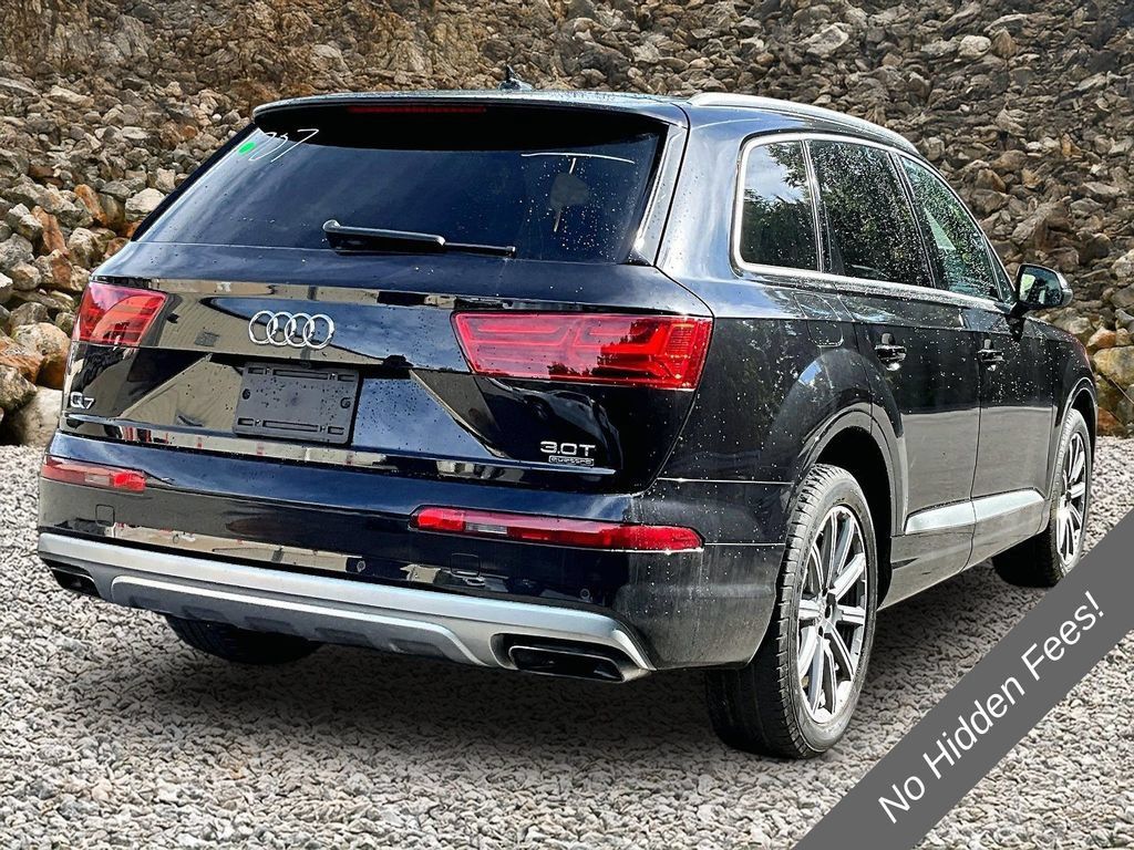 Used 2018 Audi Q7 3.0T Prestige AWD/4WD image 2