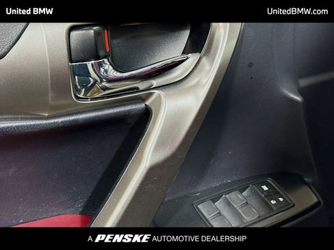 Used 2022 Lexus GX 460 Premium image 3