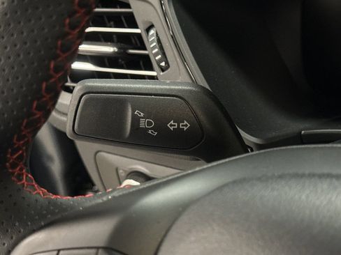 Used 2025 Ford Escape ST-Line w/ Tech Pack #1 image 16