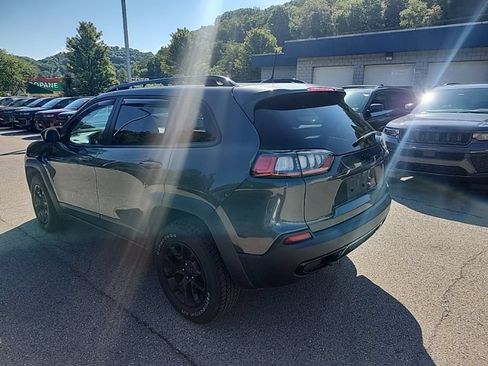 Used 2022 Jeep Cherokee Latitude w/ Sun & Sound Group AWD/4WD image 5