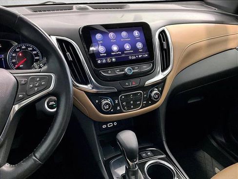Used 2022 Chevrolet Equinox Premier FWD image 8