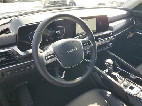 New 2025 Kia Telluride S image 24