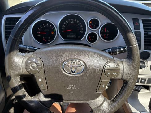 Used 2008 Toyota Sequoia Limited AWD/4WD image 28