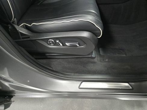 Used 2023 Acura MDX SH-AWD w/ Advance Package image 6