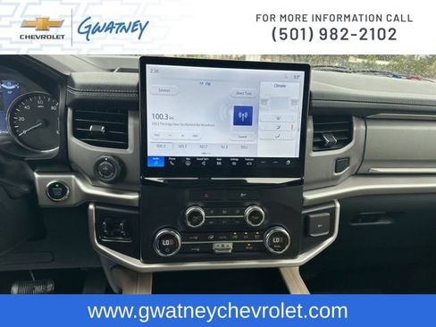 Used 2022 Ford Expedition Max XLT image 17