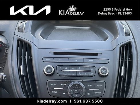 Used 2017 Ford Escape SE image 18