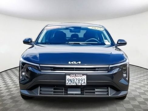 Certified 2025 Kia K4 FWD image 5