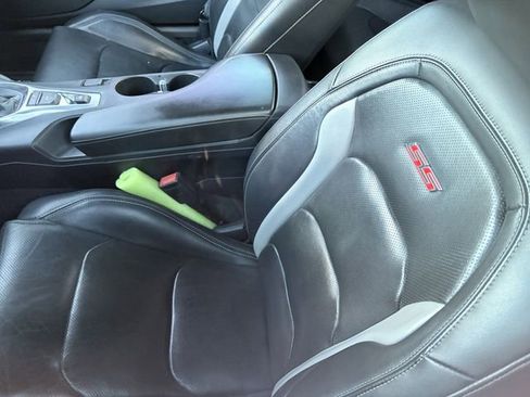Used 2017 Chevrolet Camaro SS image 8