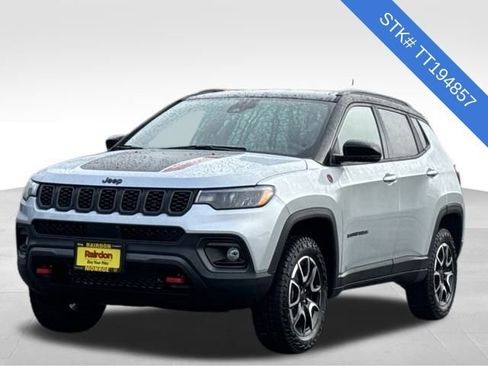 New 2026 Jeep Compass Trailhawk image 3