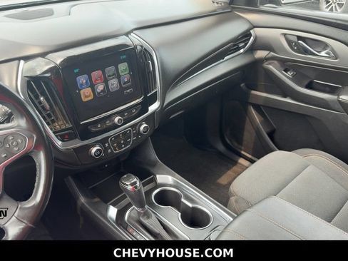 Used 2018 Chevrolet Traverse LT FWD image 19