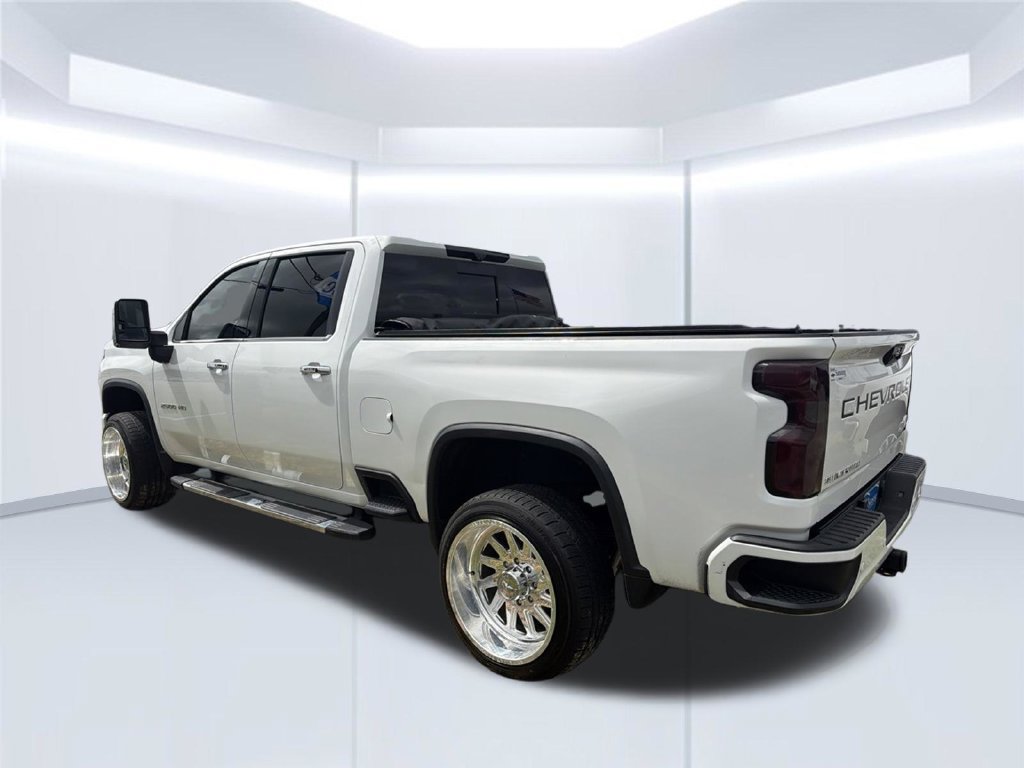Used 2022 Chevrolet Silverado 2500 High Country w/ Z71 Off-Road Package AWD/4WD image 10