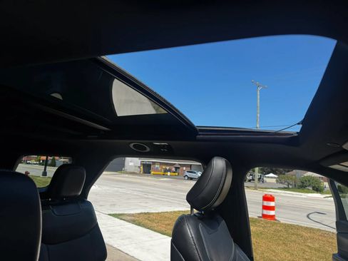 Used 2020 Ford Explorer ST w/ ST Street Pack AWD/4WD image 27