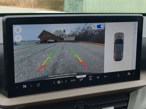 Certified 2025 Ford Explorer Active w/ Active Comfort Package image 18