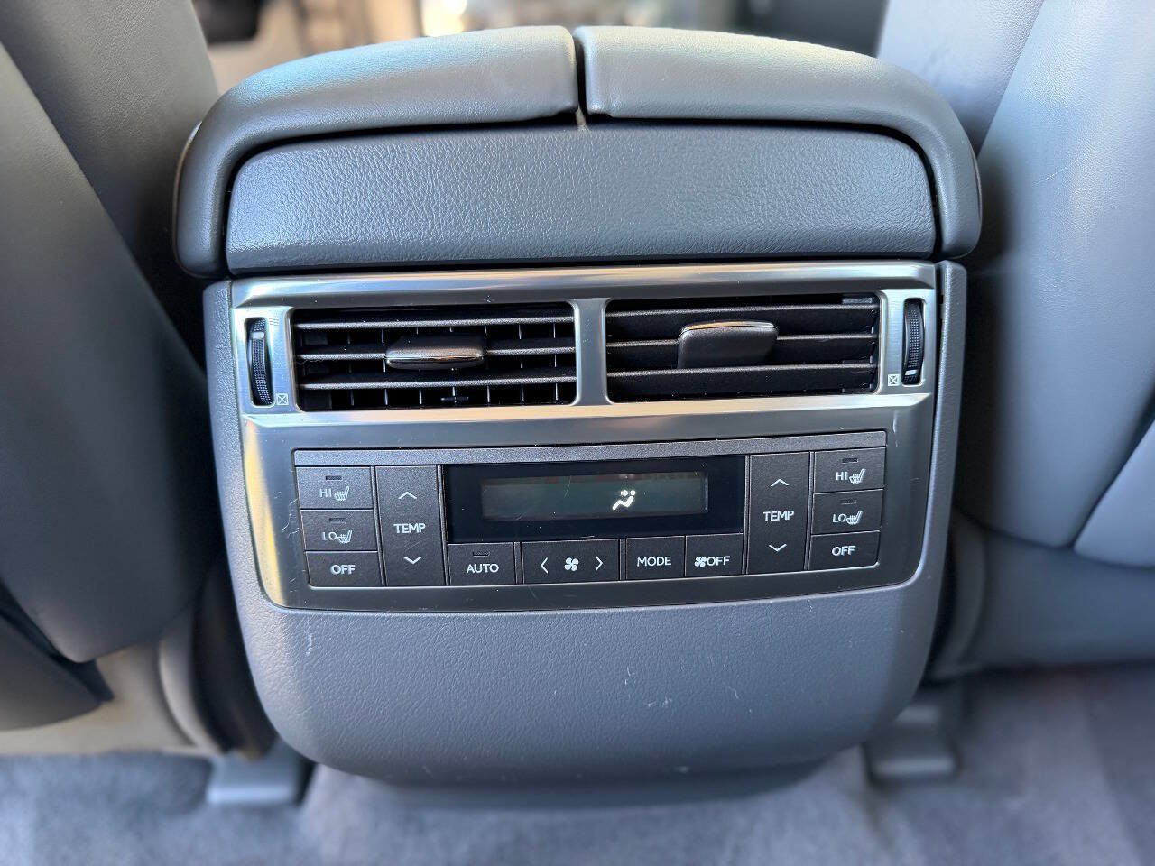 Used 2010 Lexus LX 570 4WD w/ Preferred Accessory Package image 26