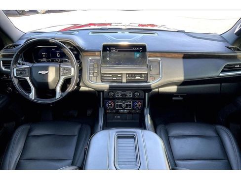 Used 2022 Chevrolet Tahoe Z71 image 16