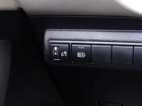 Certified 2022 Toyota Corolla LE w/ LE Convenience Package image 40