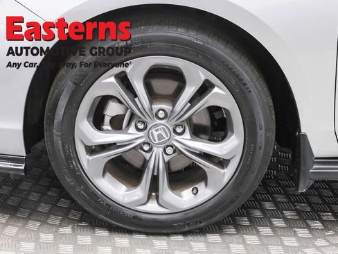 Used 2024 Honda Accord EX image 31