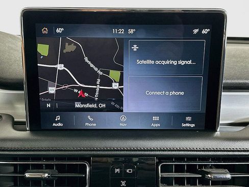 Used 2024 Lincoln Aviator AWD w/ Premium Package image 16