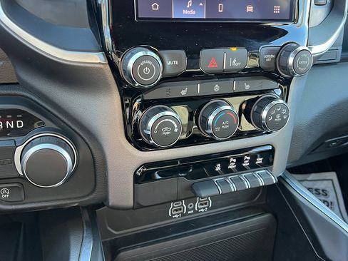 Certified 2025 RAM 1500 Big Horn image 26