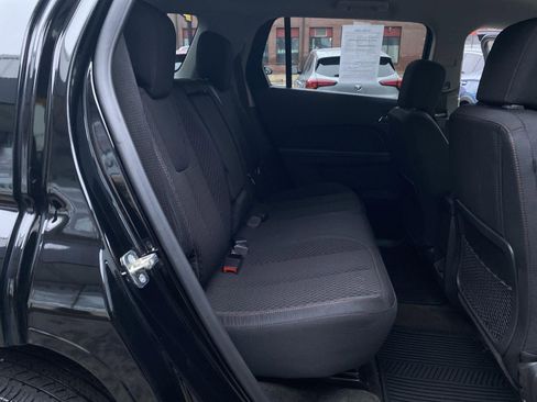 Used 2015 GMC Terrain SL image 17