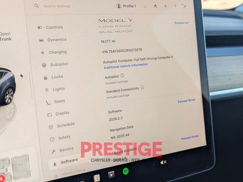 Used 2024 Tesla Model Y Long Range image 18